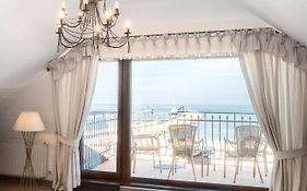 COLUMBUS Apartamenty Ustka - Limanowskiego 1